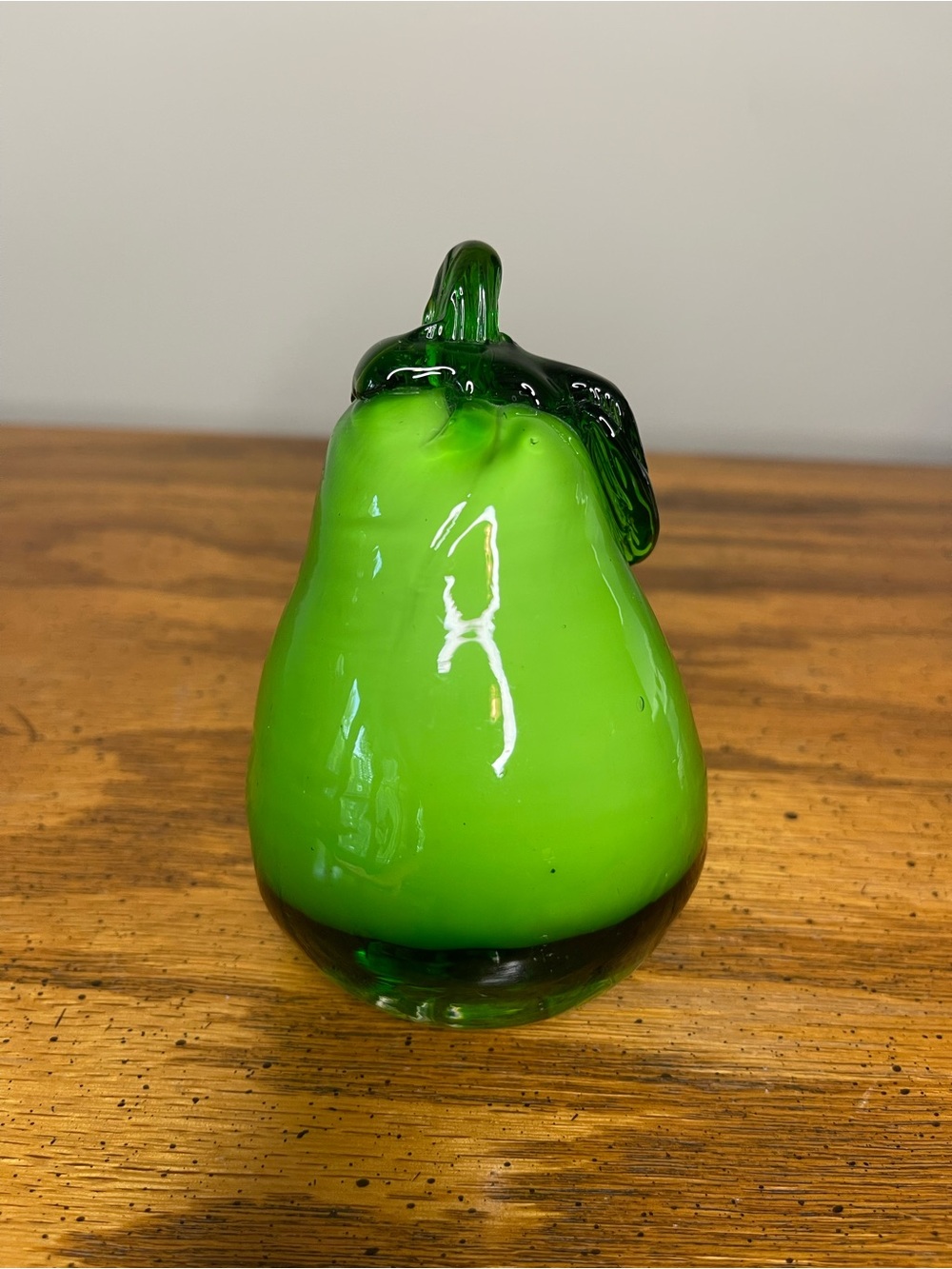 Vintage Murano Style Hand Blown Green Glass Pear Figurine Paperweight